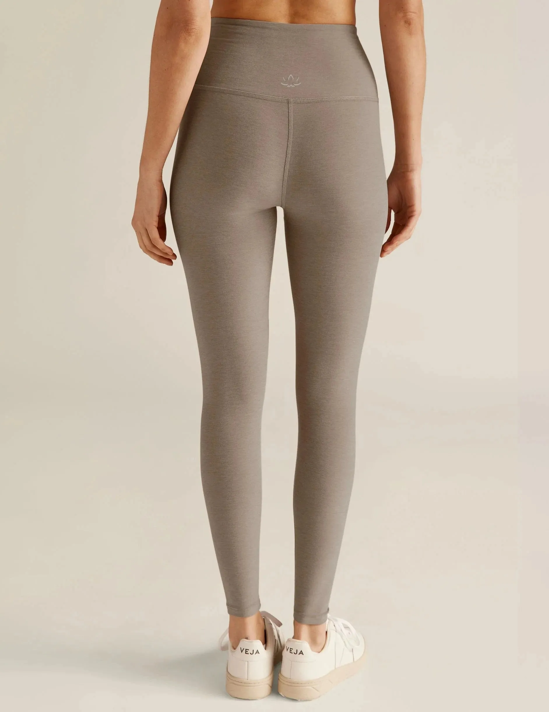 Beyond Yoga Caught In The Midi Legging - Birch Heather